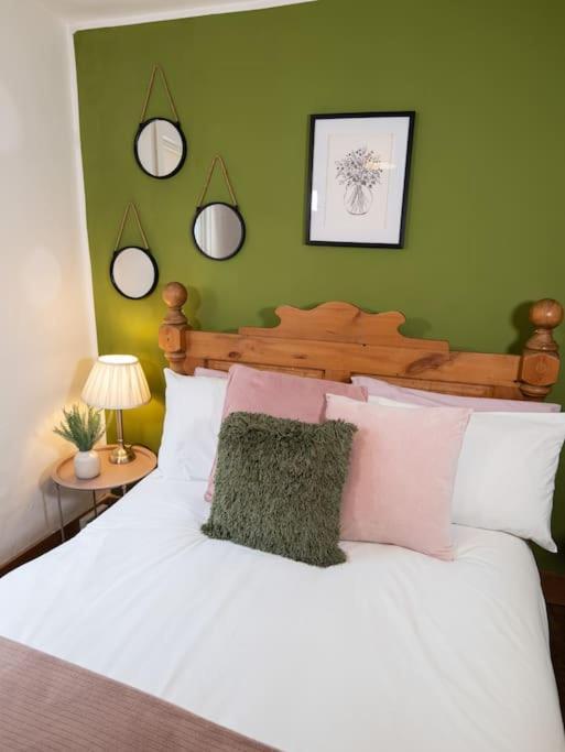 Cosy Cottage In Central Reading Free Parking & Fast Wifi Bagian luar foto