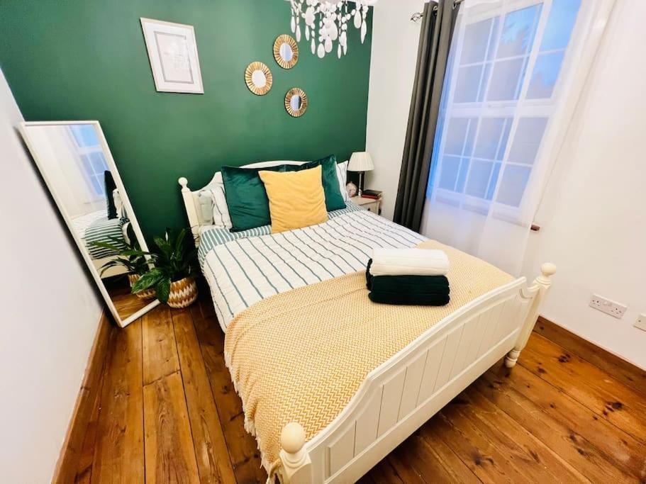 Cosy Cottage In Central Reading Free Parking & Fast Wifi Bagian luar foto