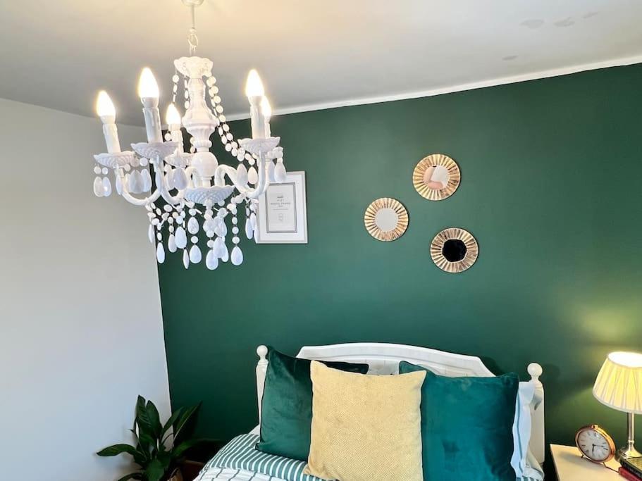 Cosy Cottage In Central Reading Free Parking & Fast Wifi Bagian luar foto
